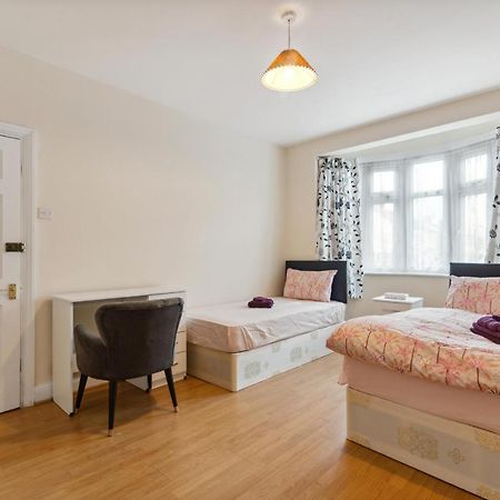 Beautiful Cozy Room London Eksteriør billede